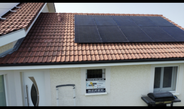 Installation de panneaux photovoltaïques à Chassieu